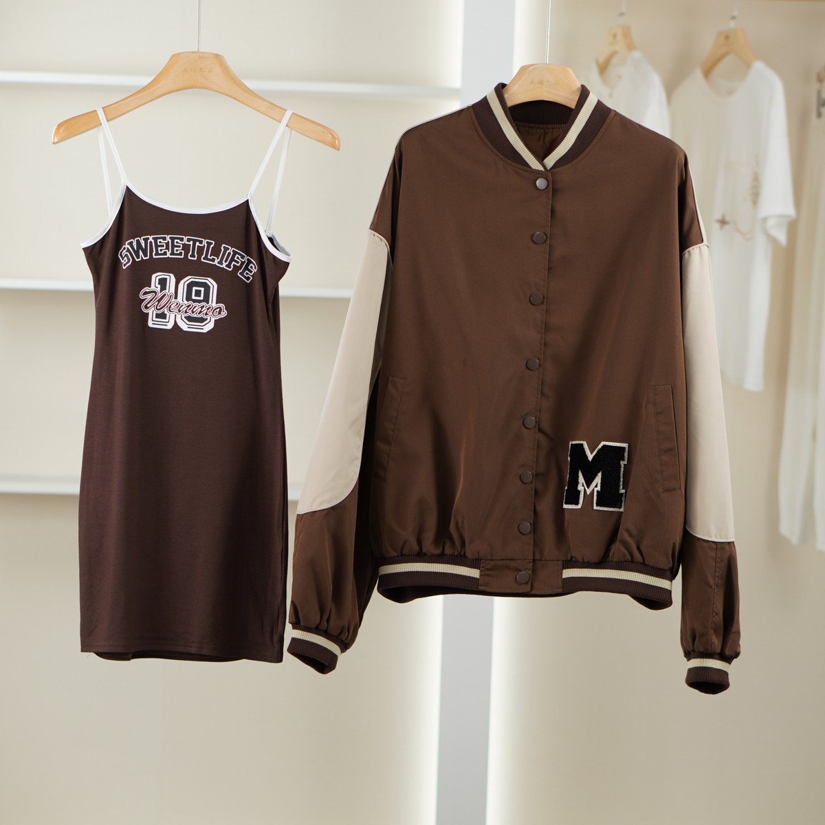 麦迪尚品【文M】51216223 休闲印花两件套春秋女装品牌折扣