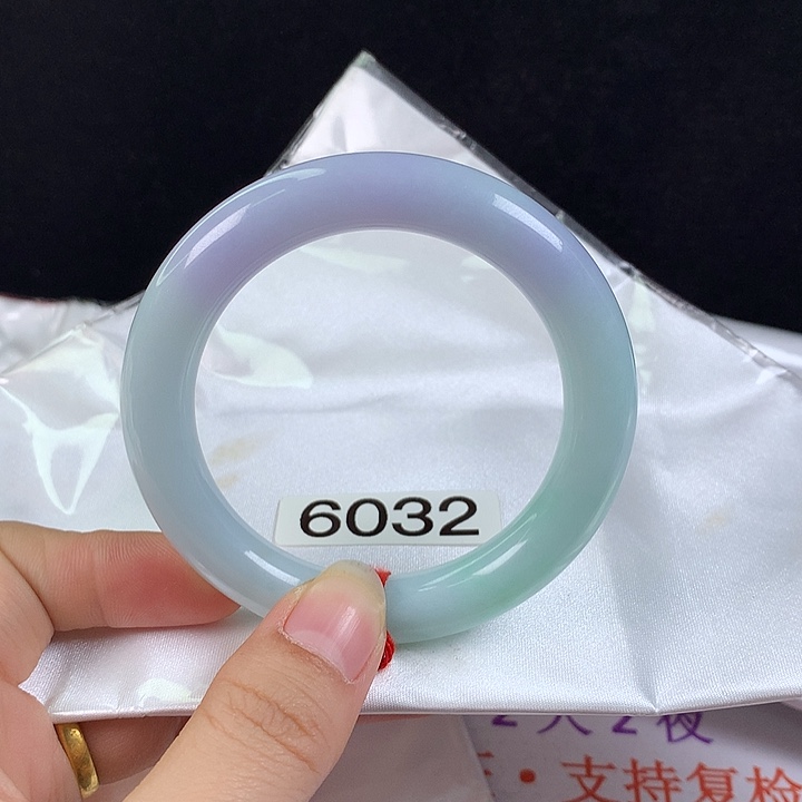 翡翠未镶嵌手镯54圈 紫霞仙子
