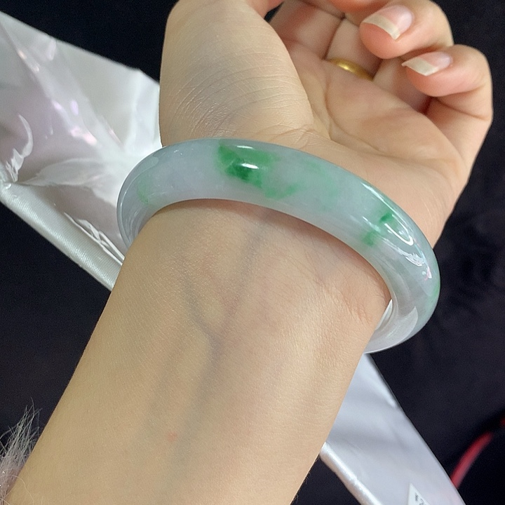 翡翠未镶嵌手镯54圈 6011糯冰阳绿花