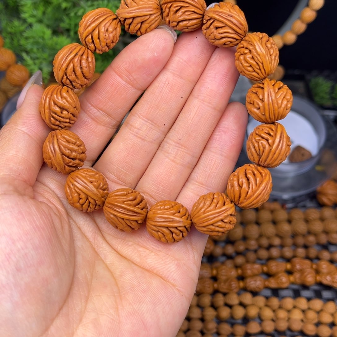 文玩核桃手串刺龙单圈