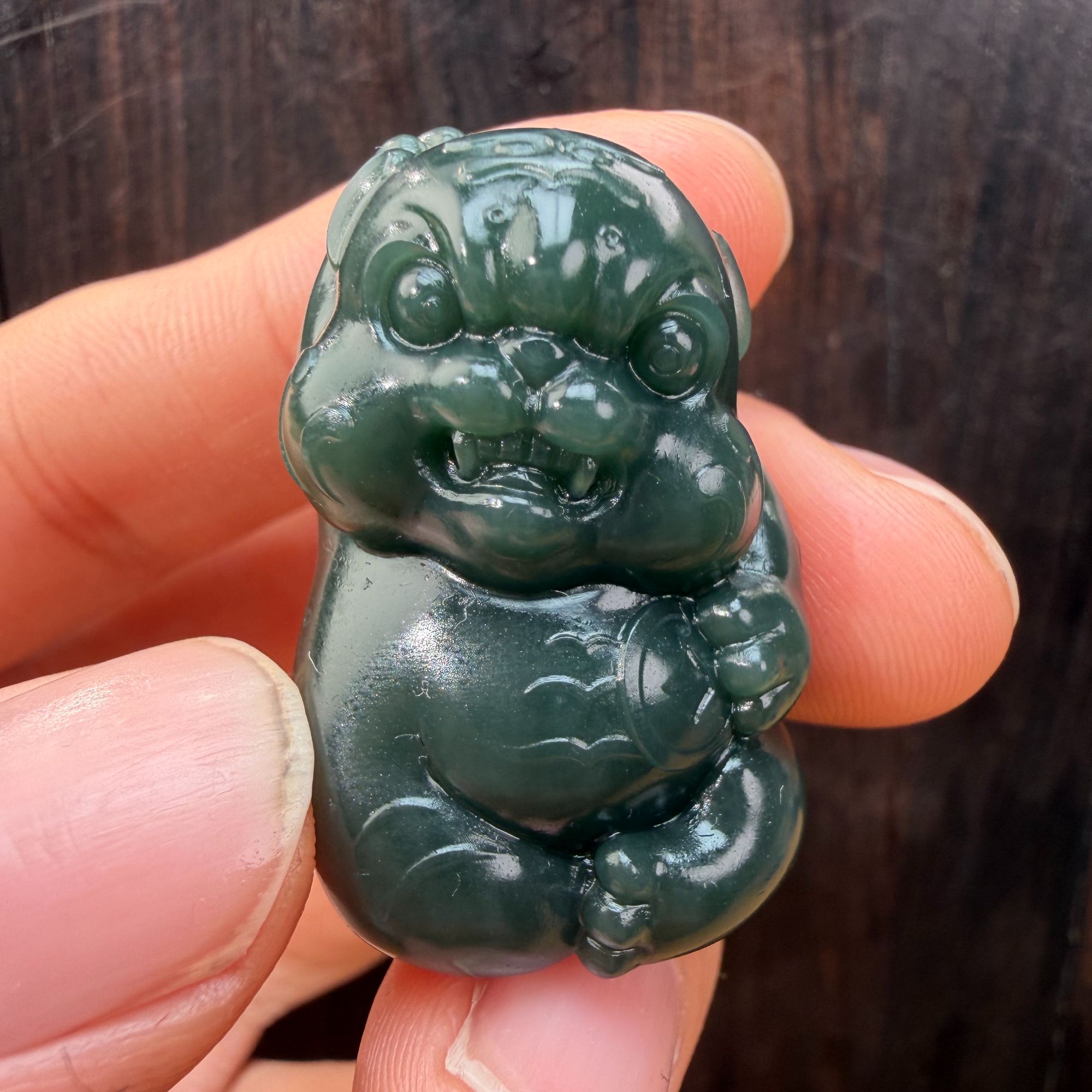 和田玉青玉苏工纯手工又萌又凶小老虎