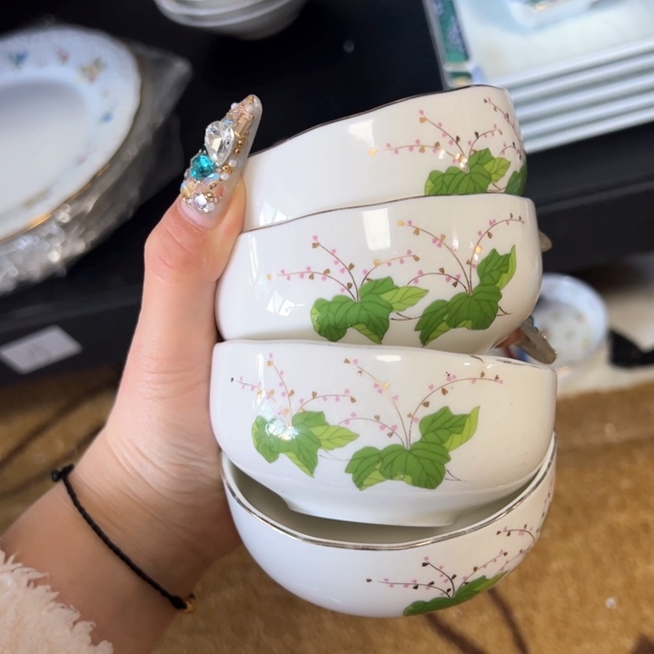 盖碗瓷器直播放漏中