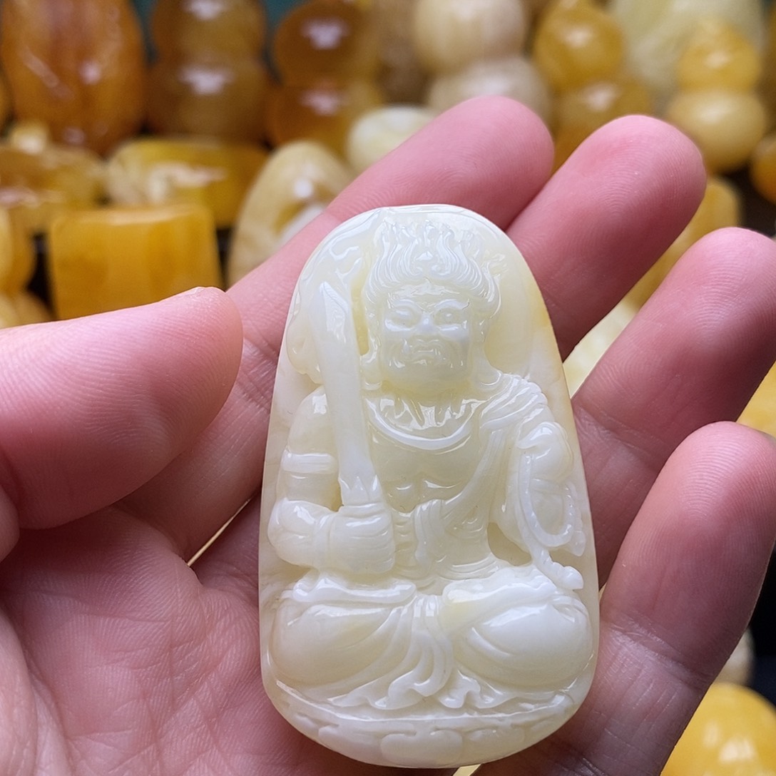 琥珀颈饰未镶嵌琥珀蜜蜡吊坠