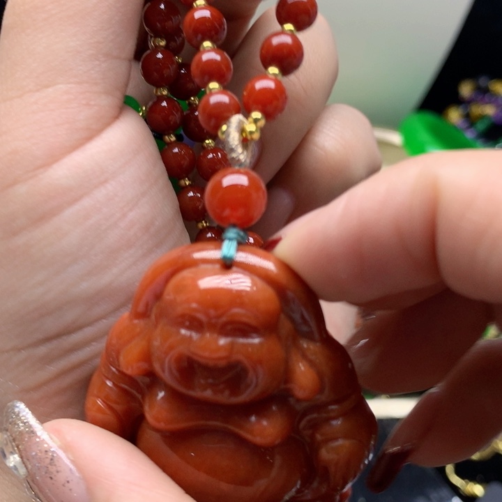 翡翠颈饰未镶嵌吊坠