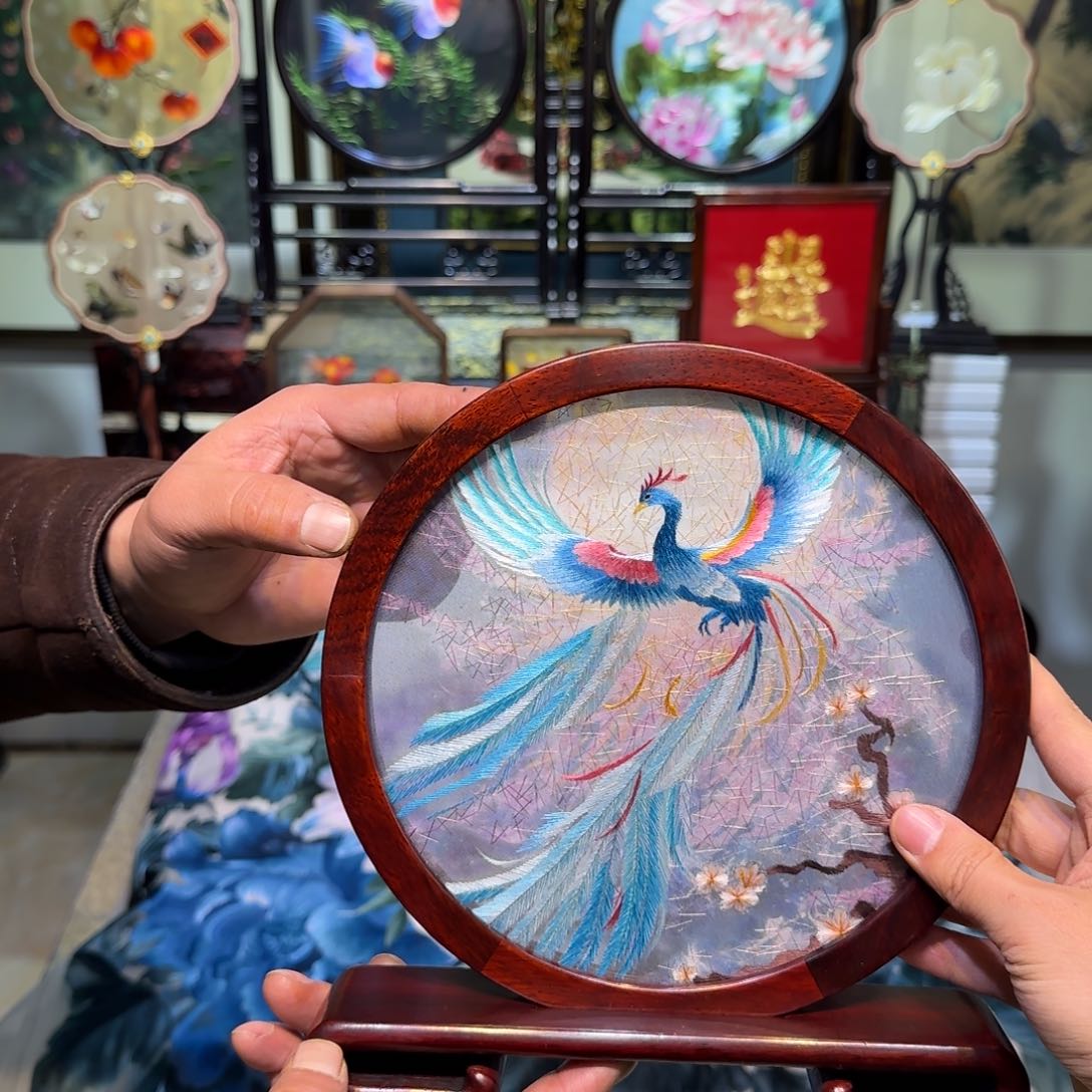 刺绣刺绣工艺精湛