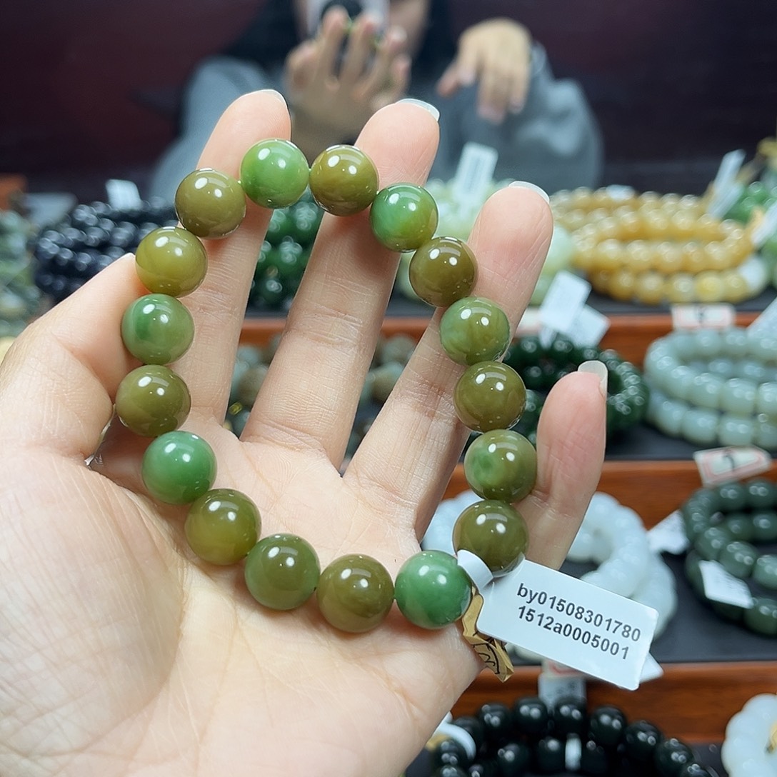 和田玉未镶嵌手链