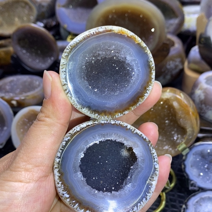 未镶嵌珠宝半成品水晶蓝晶盆