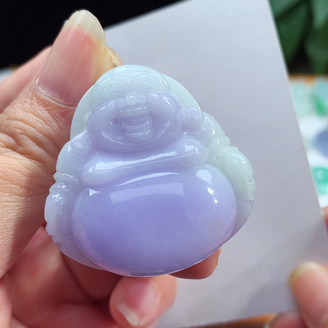 翡翠未镶嵌颈饰佛公