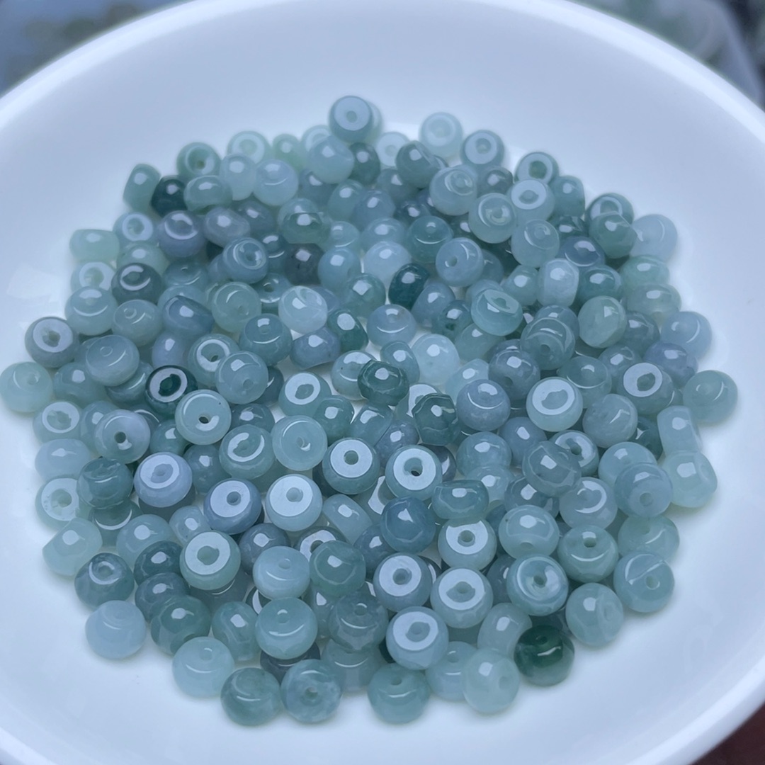 翡翠散珠卡3乘6冰蓝水算盘100个