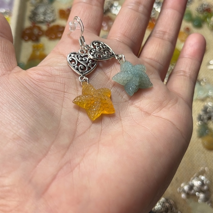 蛇纹石玉合金耳饰