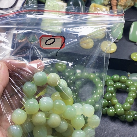 未镶嵌蛇纹石玉手链笑***天瑕疵品