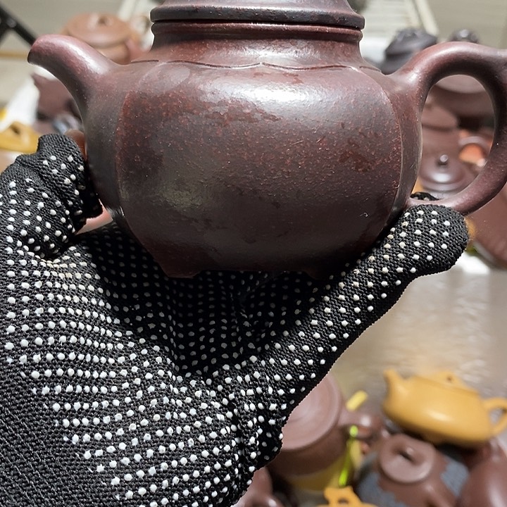 紫砂茶壶微瑕微笑