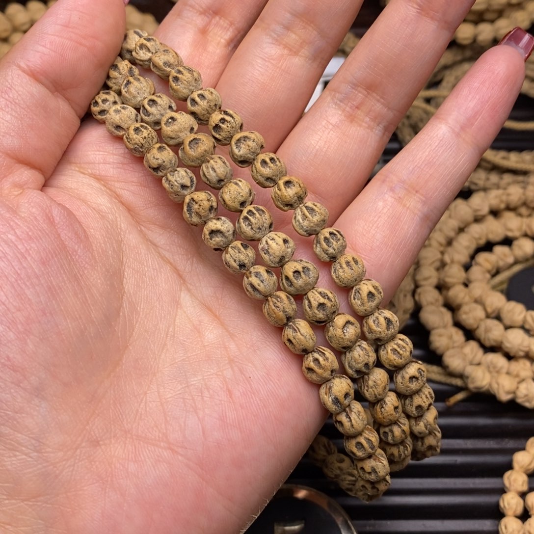 柏香籽/百香籽吊坠a**b