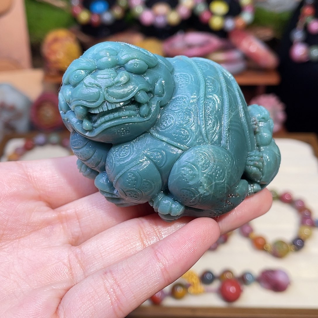 蔷***丁玛瑙/玉髓未镶嵌珠宝半成品盐源玛瑙稀有蓝色貔貅