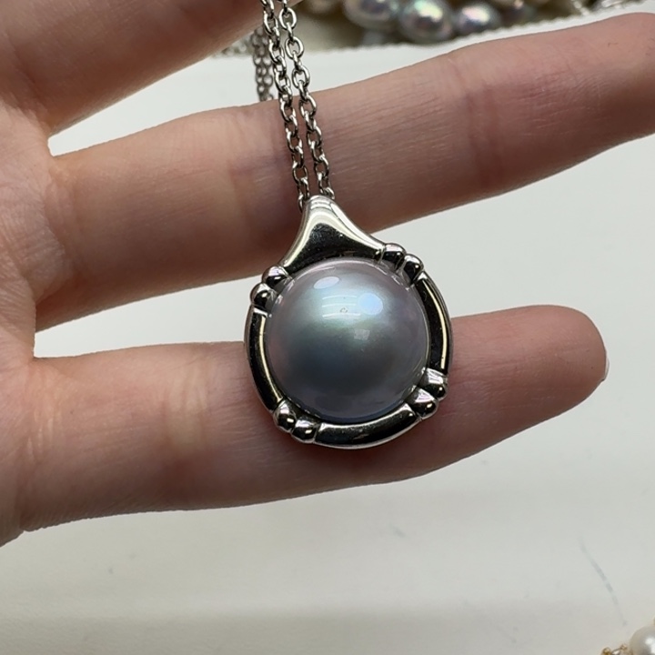 颈饰未镶嵌拼合珍珠（马贝珠）