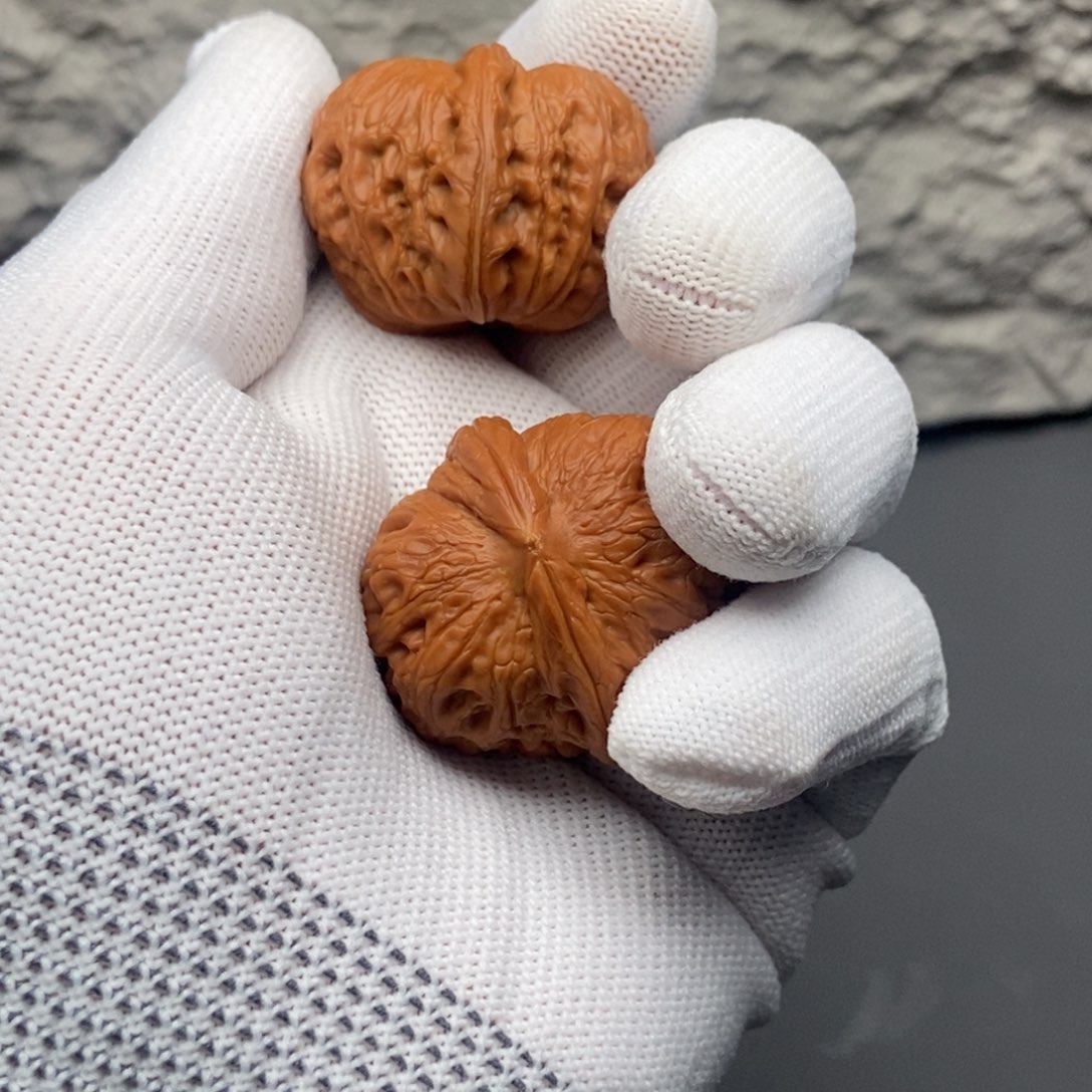 吊坠文玩核桃36元宝