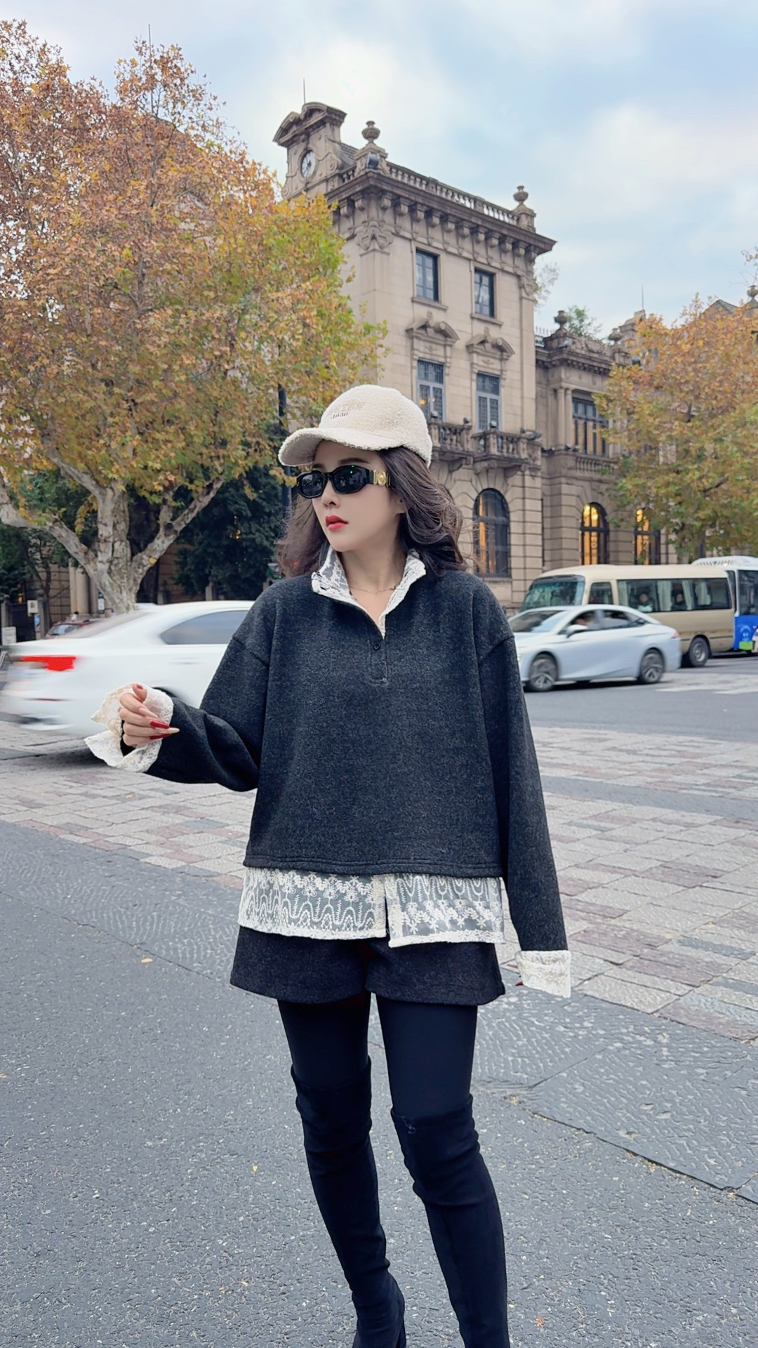 【韩系】冬季新款韩系蕾丝花边拼接立领加绒纽扣设计卫衣ALS-8558