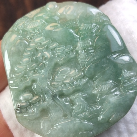 翡翠未镶嵌颈饰缅甸A货，每天下午1点半开播