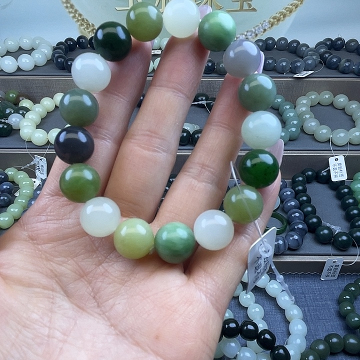 和田玉未镶嵌手链