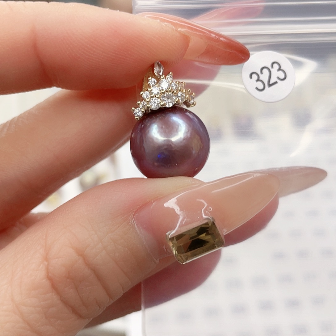 淡水珍珠吊坠(赠链)未镶嵌