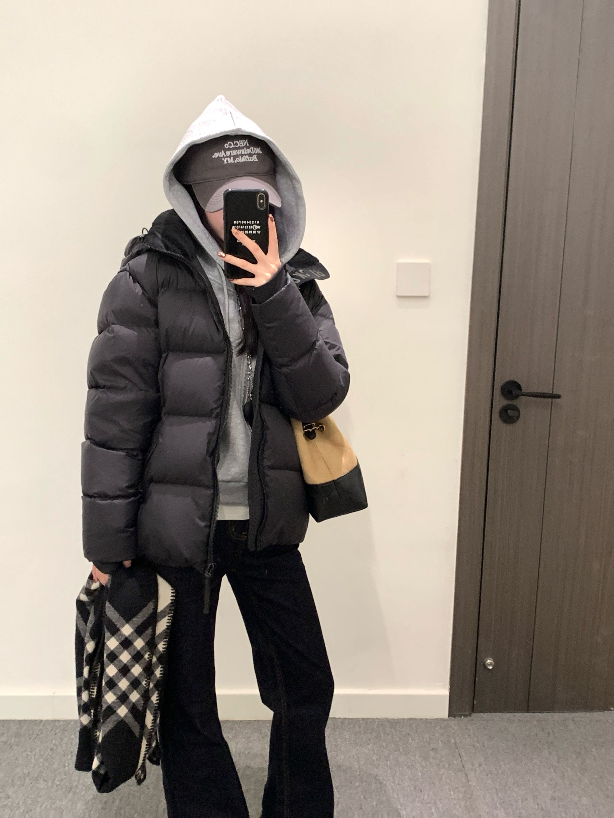 五月梅子95%白鸭绒羽绒服冬季女2025年新款短款黑色情侣加厚外套