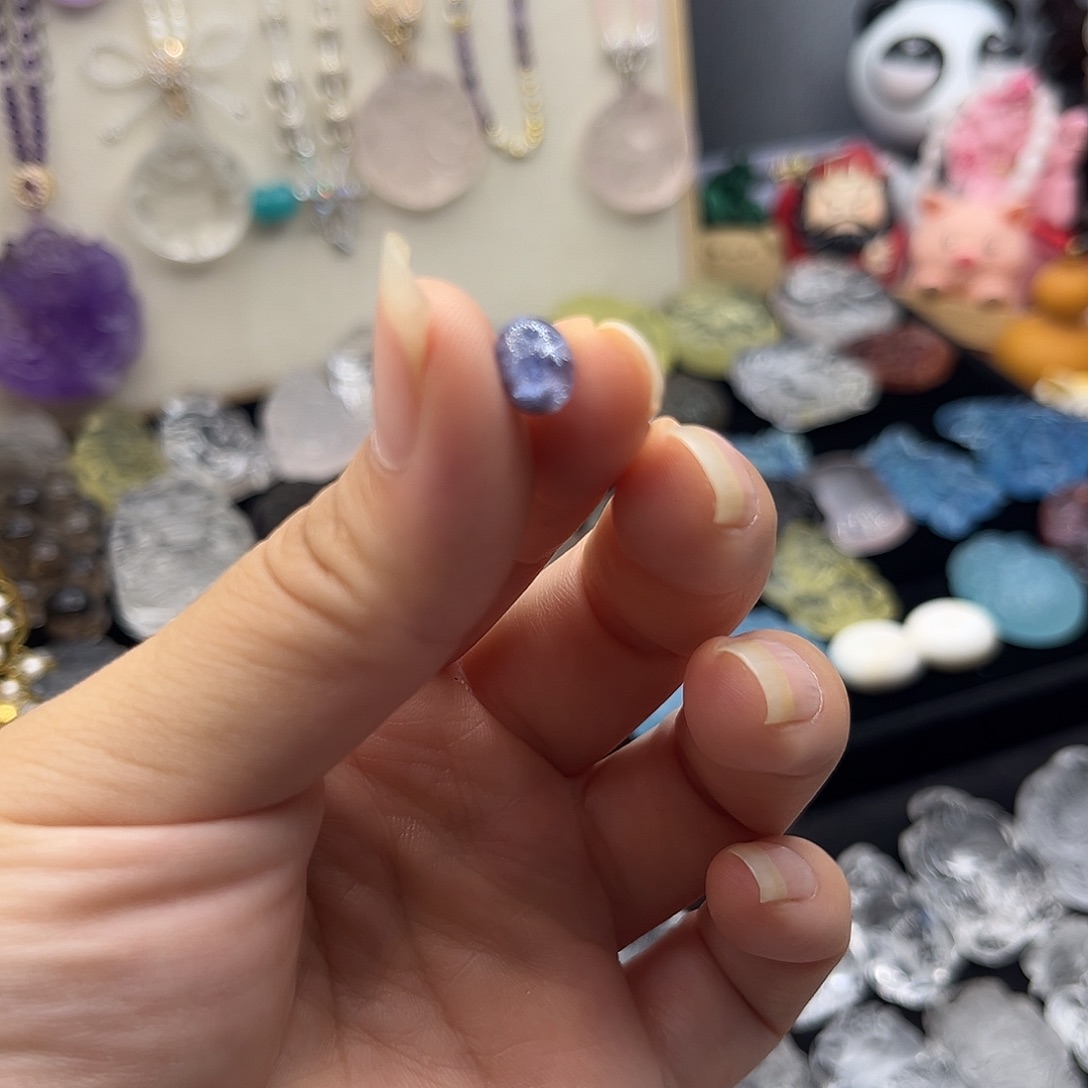 未镶嵌颈饰水晶吢*蓝线64