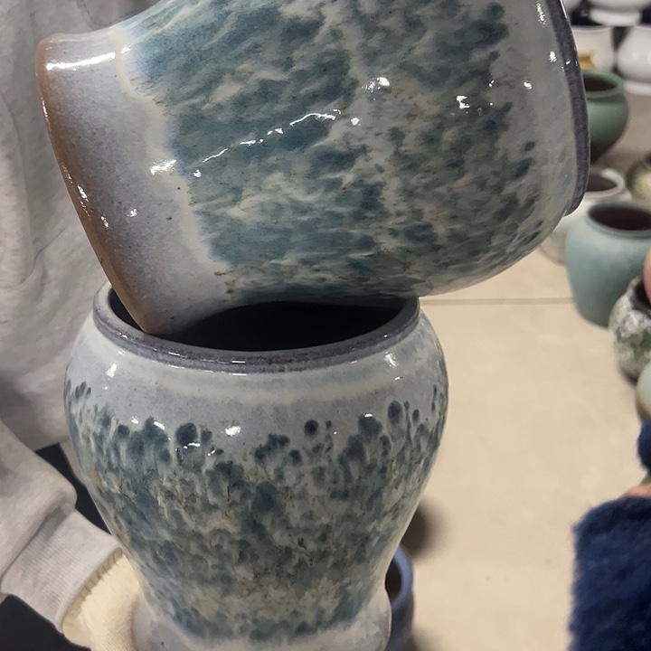 高度22厘米口20厘米