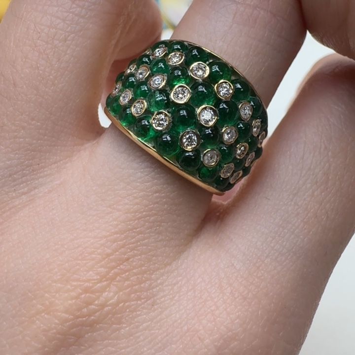 祖母绿戒指未镶嵌