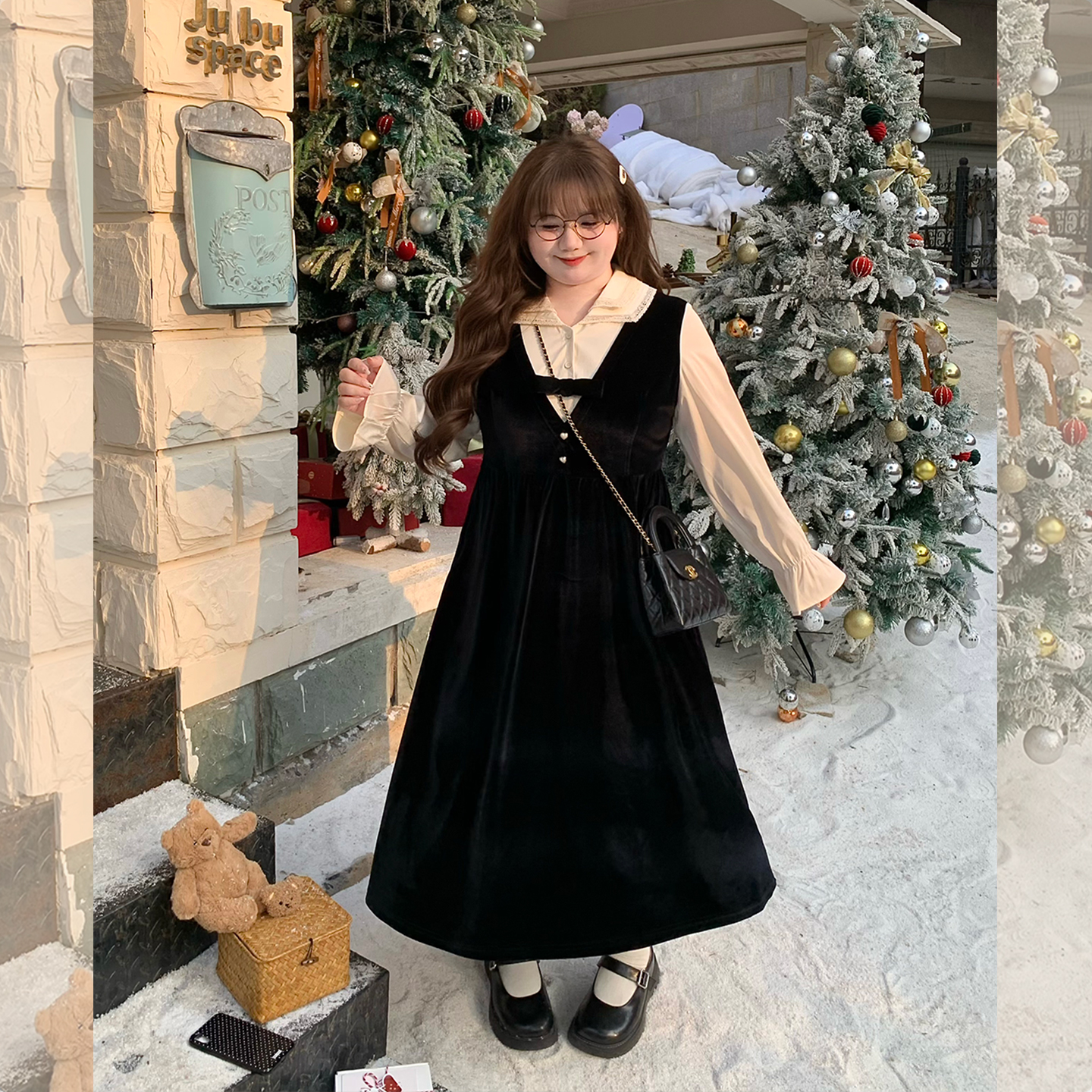 【LT STUDIO辣条大码】赫本千金双层蕾丝领丝绒连衣裙