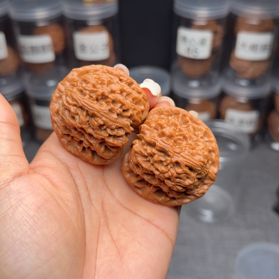 文玩核桃把件高炮南疆