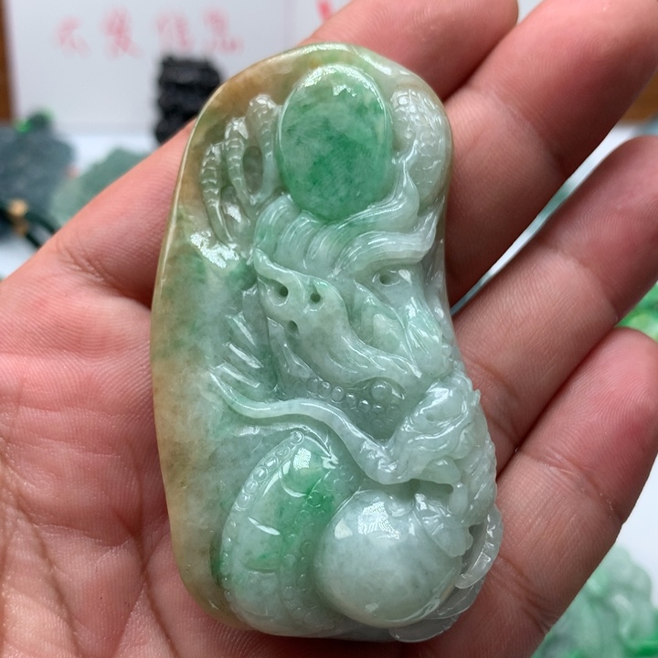 翡翠颈饰未镶嵌保真天然A货翡翠