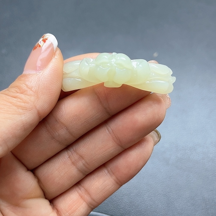 【闪购商品】颈饰未镶嵌和田玉