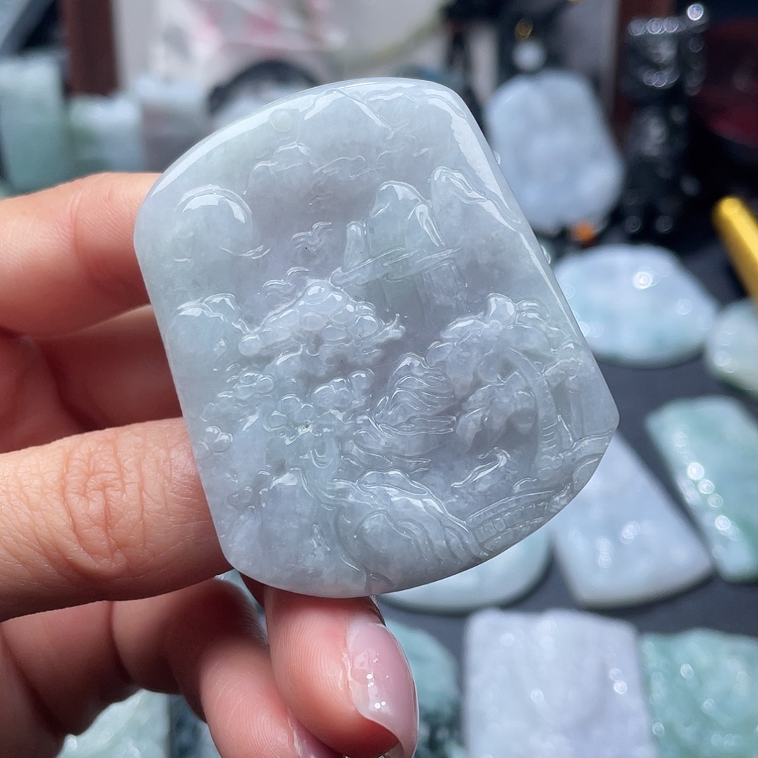 翡翠未镶嵌颈饰翡翠