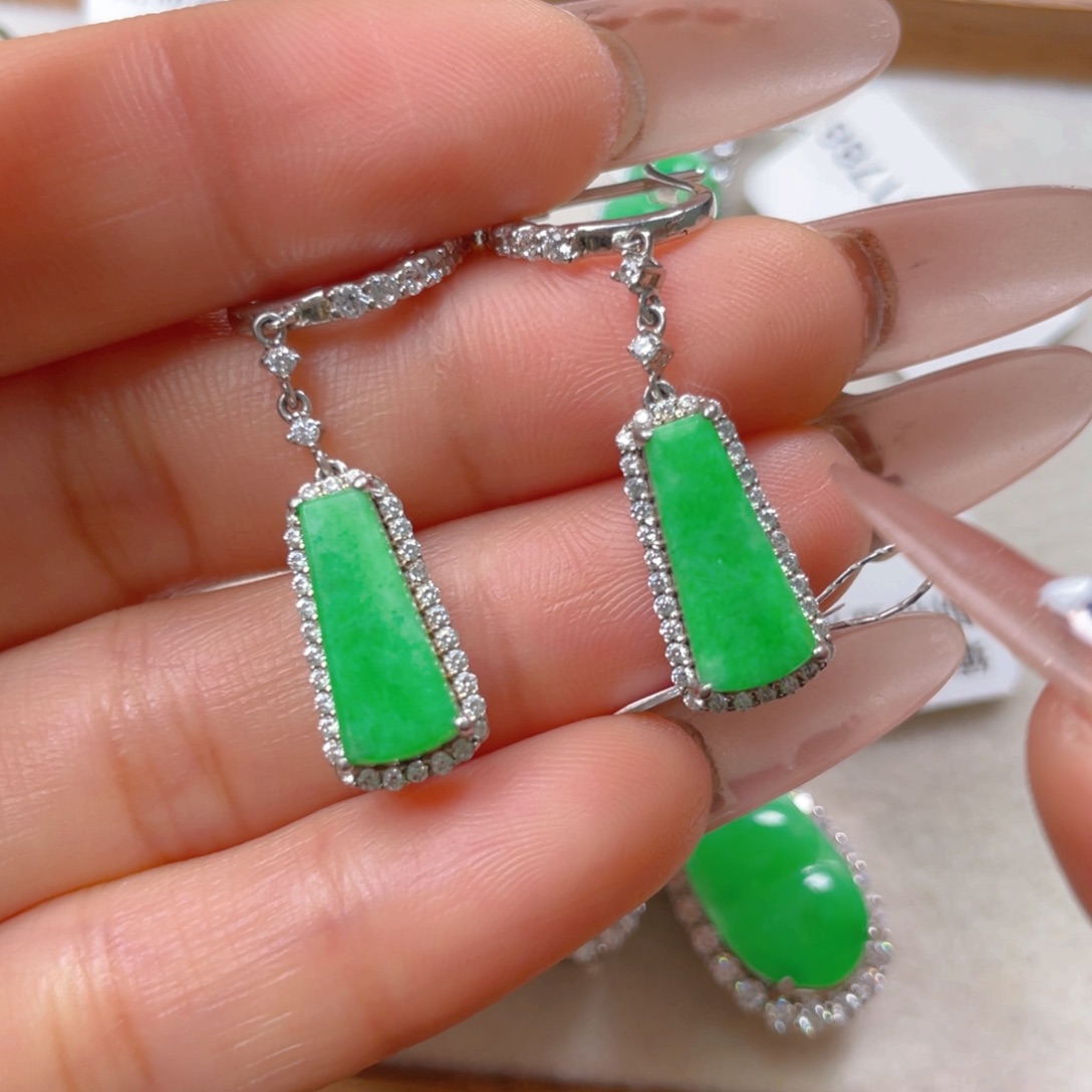 翡翠耳饰银S925镶嵌翡翠