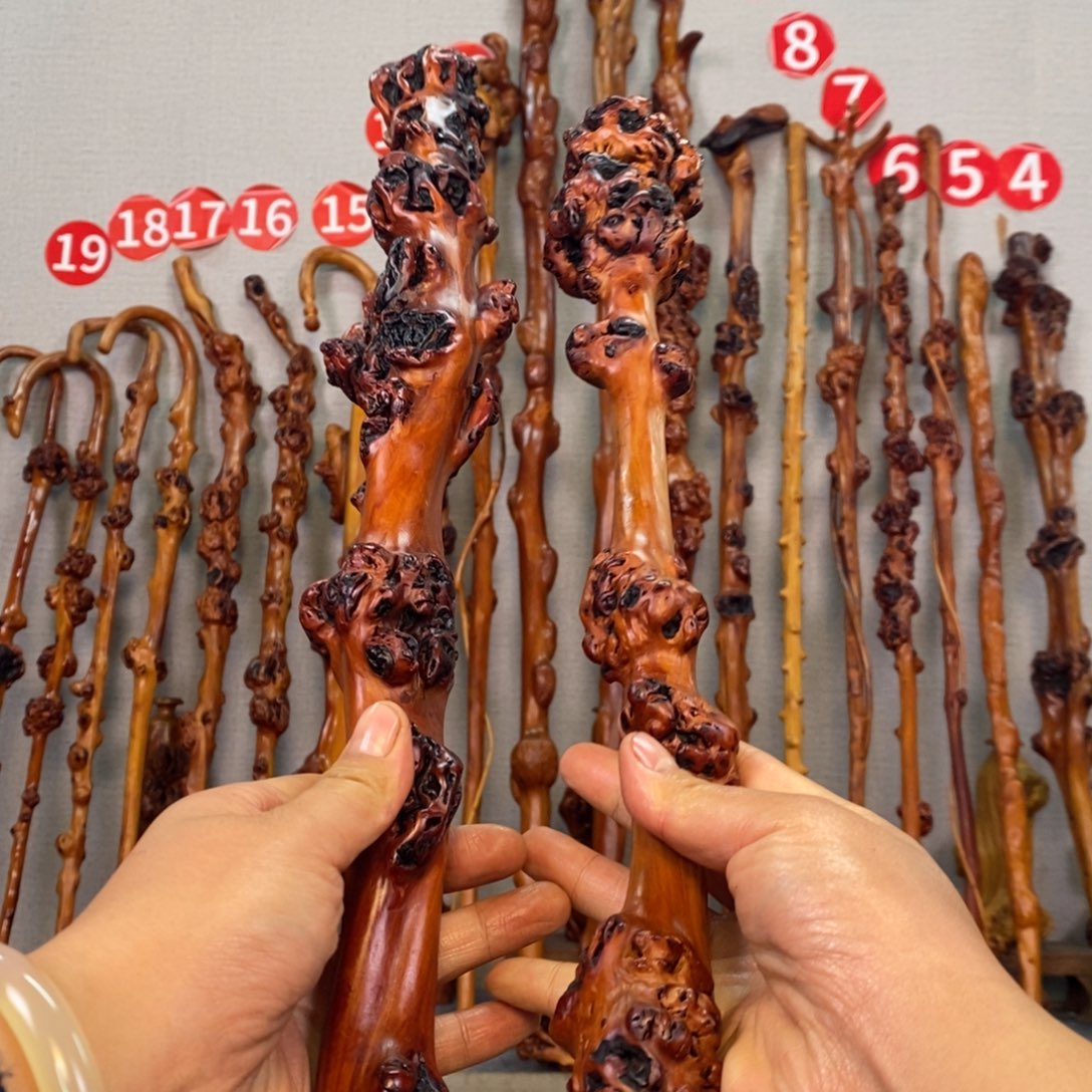 3***3黑果木两只自然阴干老料有老纹老裂不能接受的勿拍