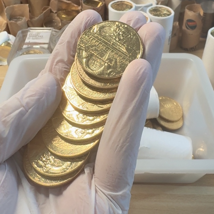 其他普通金属10枚，紫禁城币