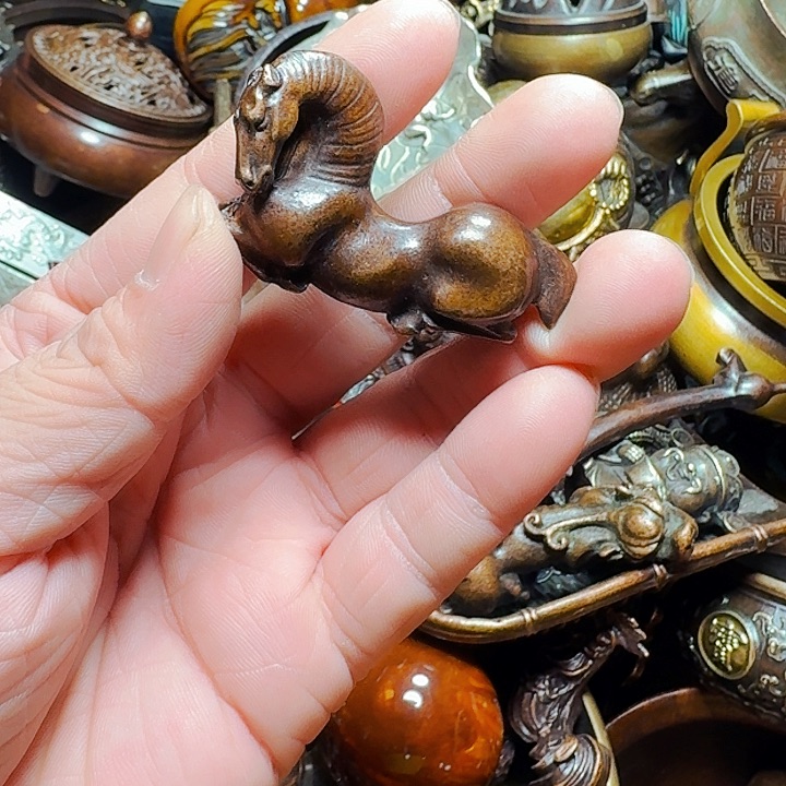 铜器摆件收收藏藏