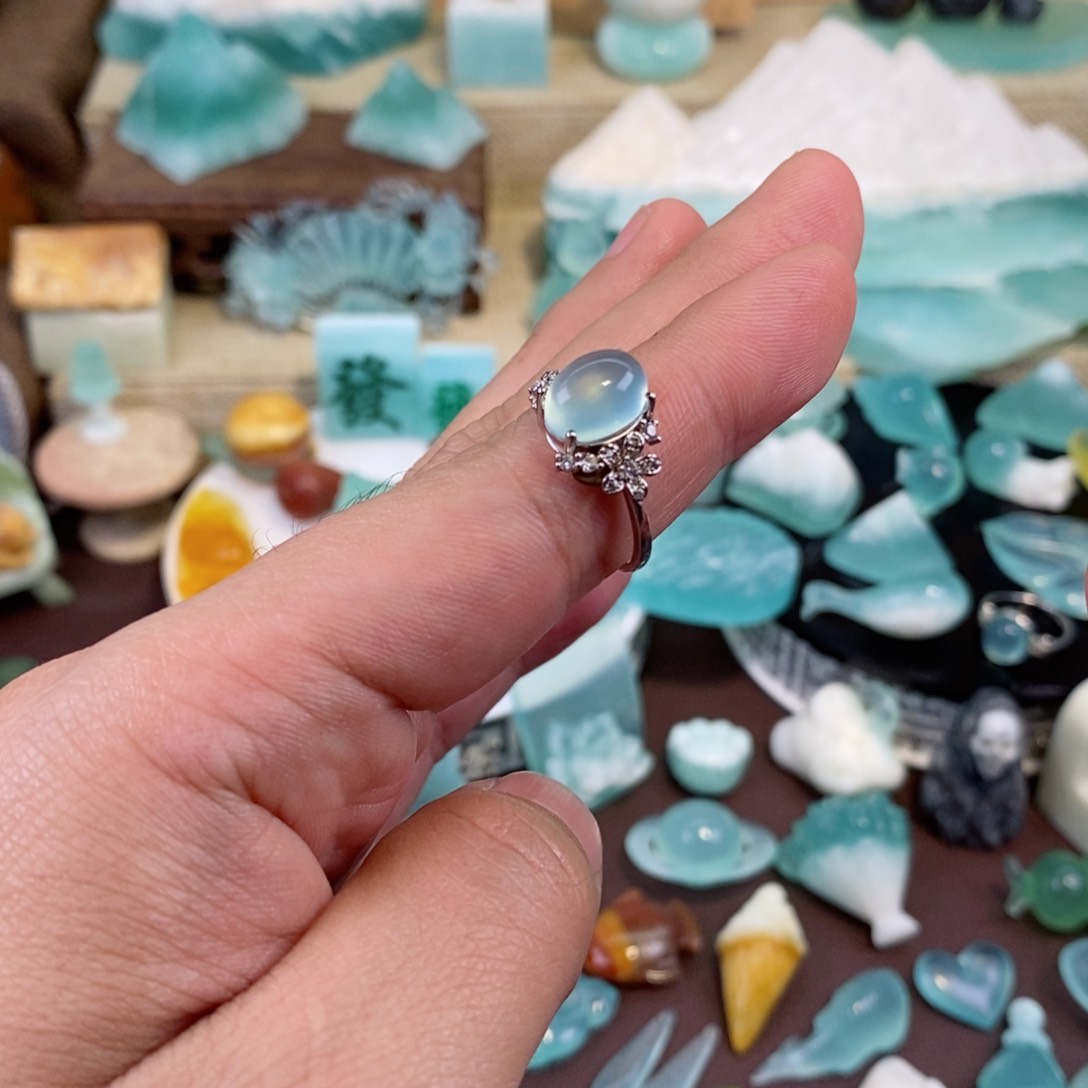 合金蛇纹石玉颈饰