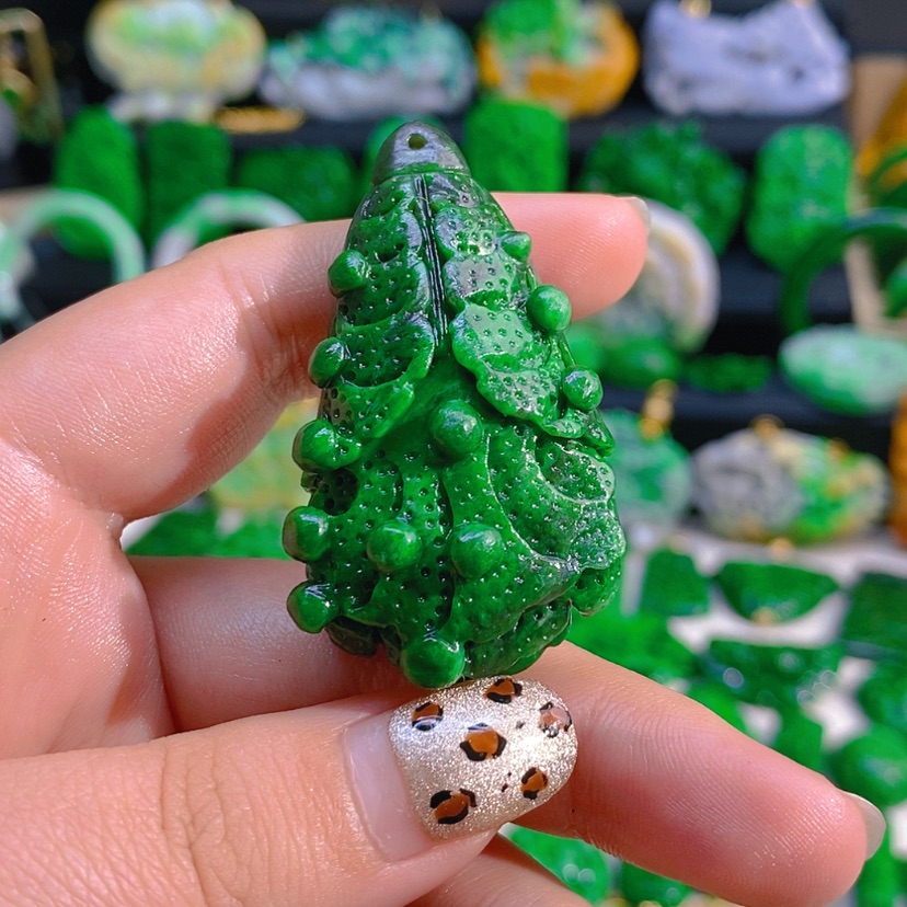【闪购商品】翡翠颈饰未镶嵌百财