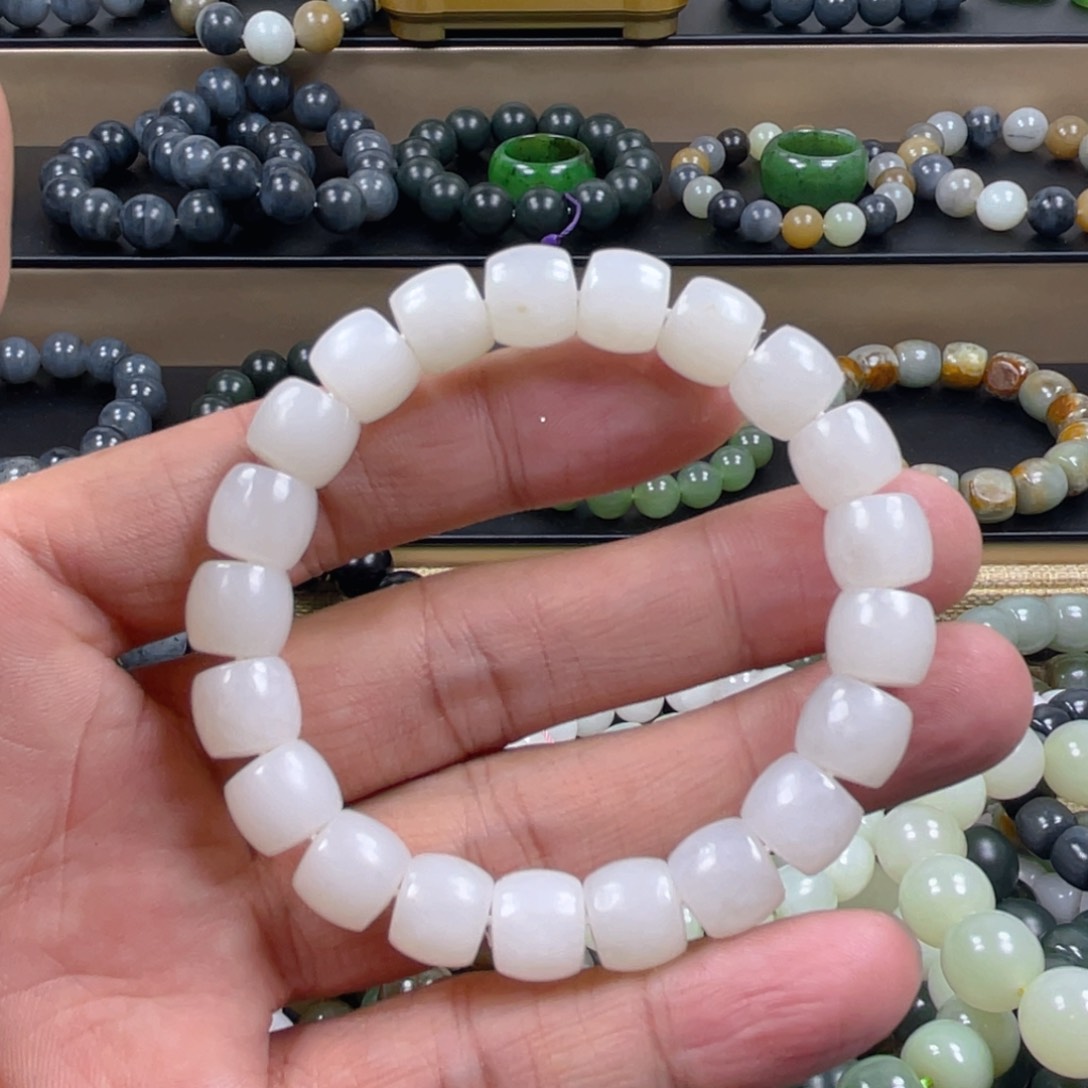 和田玉手串未镶嵌