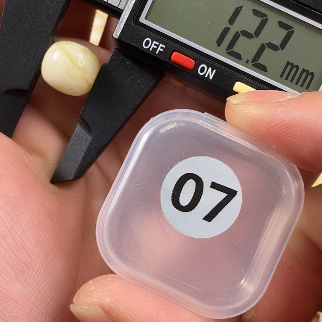 琥珀裸石未镶嵌微瑕