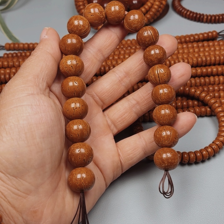 桃核苹果15花皮色差16颗