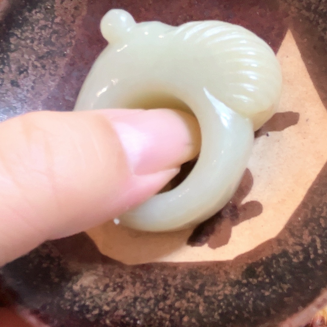 多****当大拇指文化艺术中心