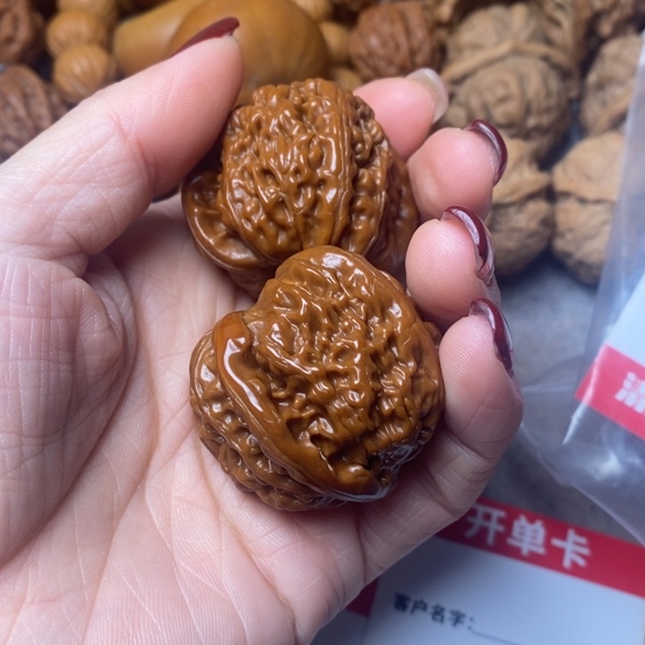 5***5吊坠文玩核桃白狮