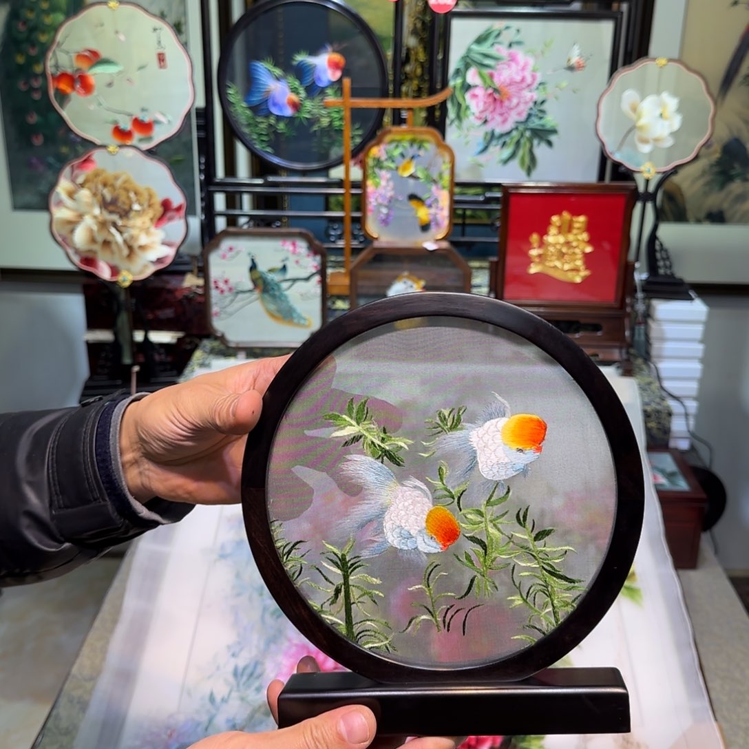 刺绣刺绣工艺精湛