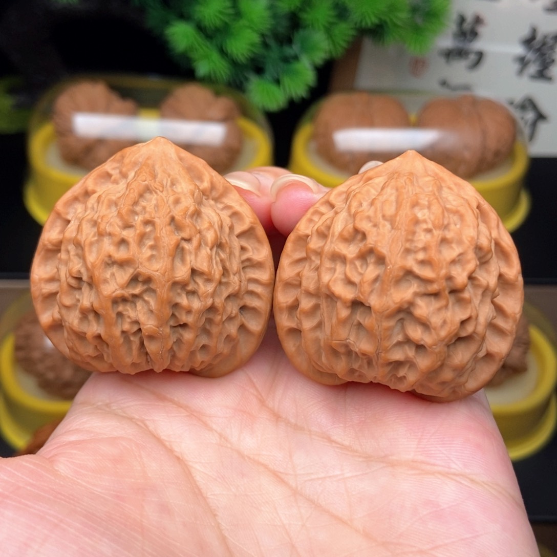 吊坠文玩核桃42金牛