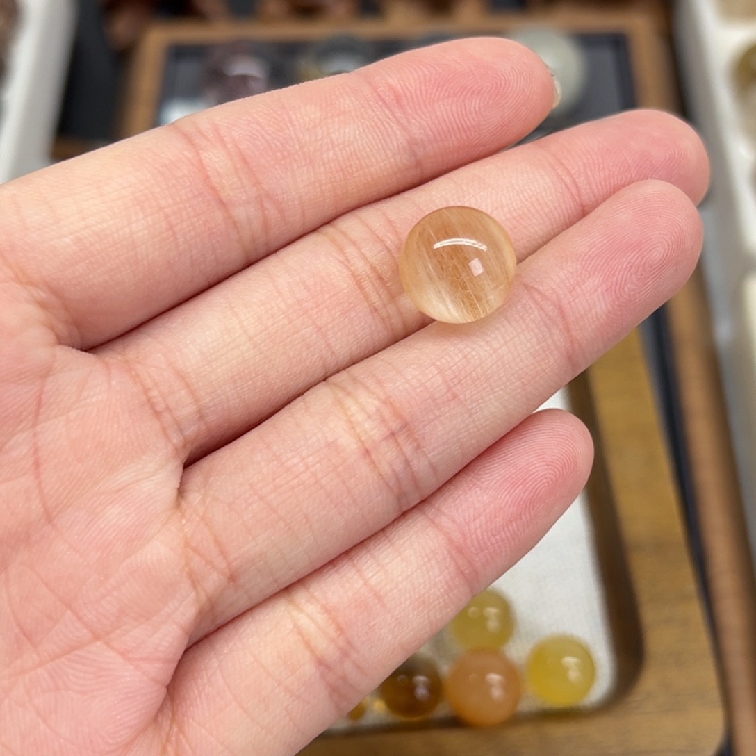 水晶未镶嵌珠宝半成品天然水晶兔毛11.5m打孔不退换