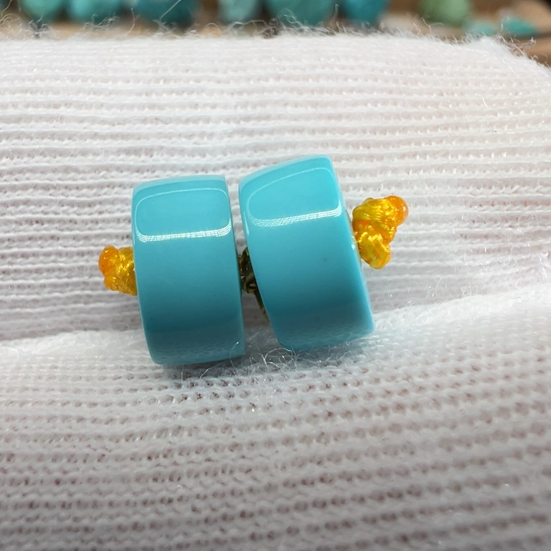 绿松石配饰未镶嵌