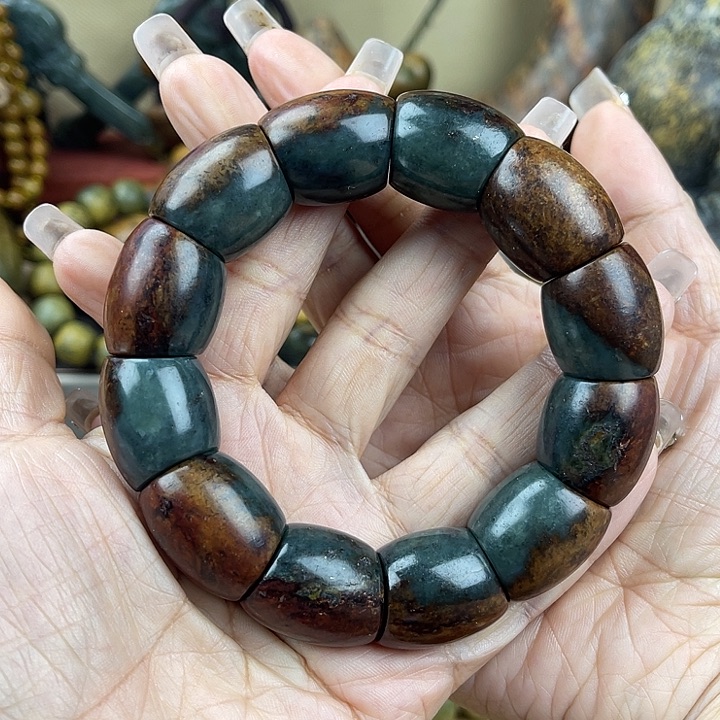 岫岩河磨玉（透闪石质玉）手串未镶嵌