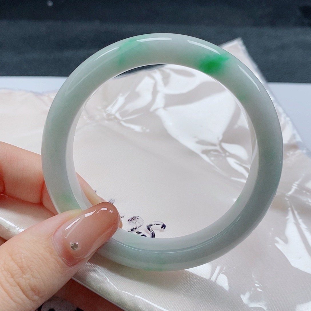 【闪购商品】未镶嵌手镯翡翠417号